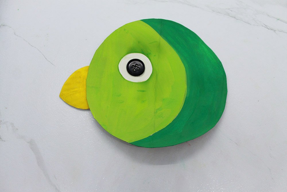 How to Make a Paper Plate Bird - Step 019